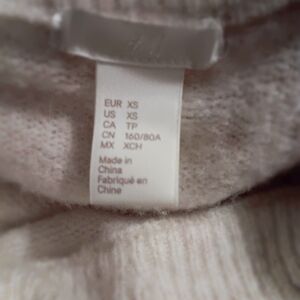 H&M Cream white off the shoulder sweater